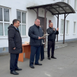 По поручению врио мэра города Антона Трудинова первый заместитель мэра Владимир Смирнов поздравил сотрудников коммунального предприятия "Город" с Днем работника дорожного хозяйства. По поручению врио мэра города Антона Трудинова первый заместитель мэра Владимир Смирнов поздравил сотрудников коммунального предприятия "Город" с Днем работника дорожного хозяйства.